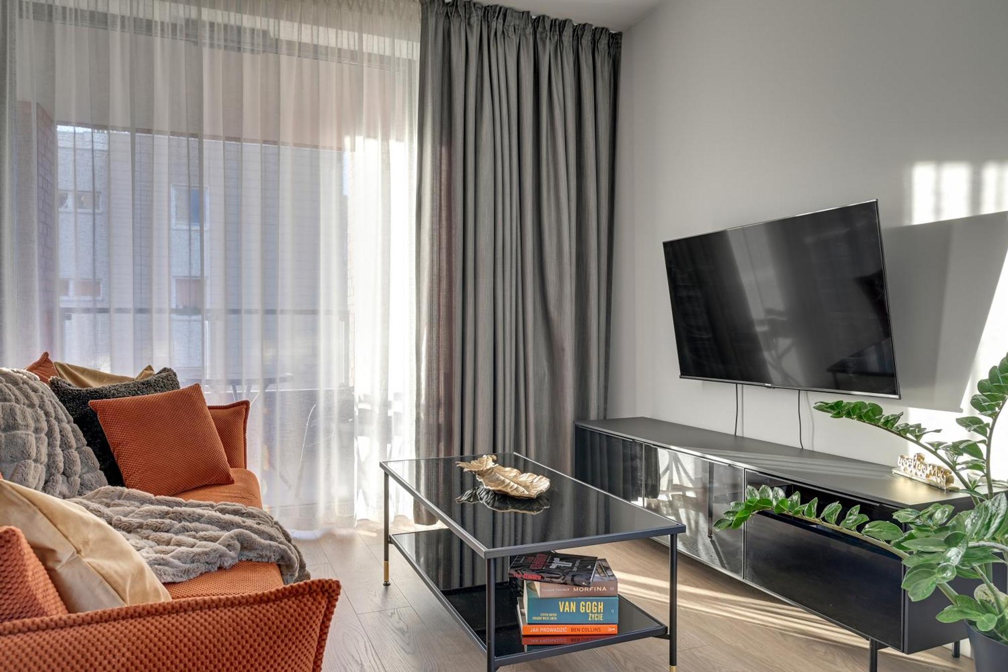 Scala 60K City Center Apartments With Parking By Lion Apartments غدانسك المظهر الخارجي الصورة