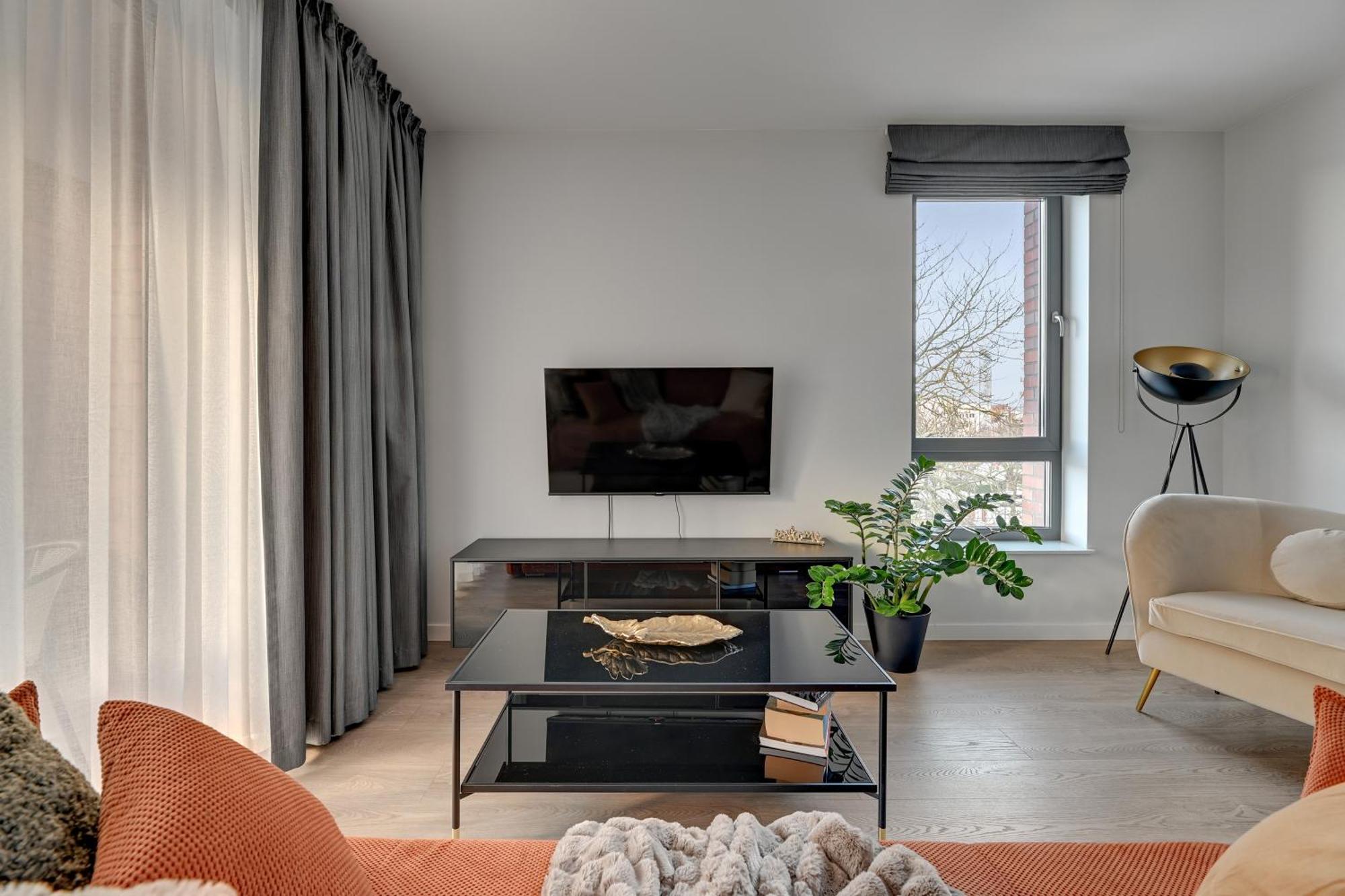 Scala 60K City Center Apartments With Parking By Lion Apartments غدانسك المظهر الخارجي الصورة
