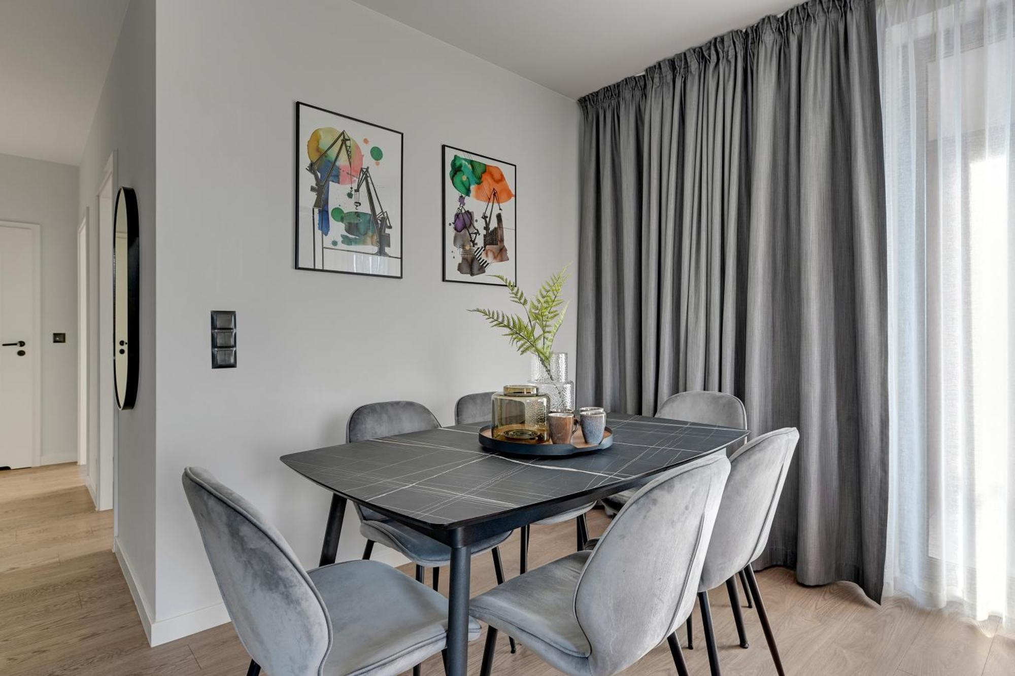 Scala 60K City Center Apartments With Parking By Lion Apartments غدانسك المظهر الخارجي الصورة