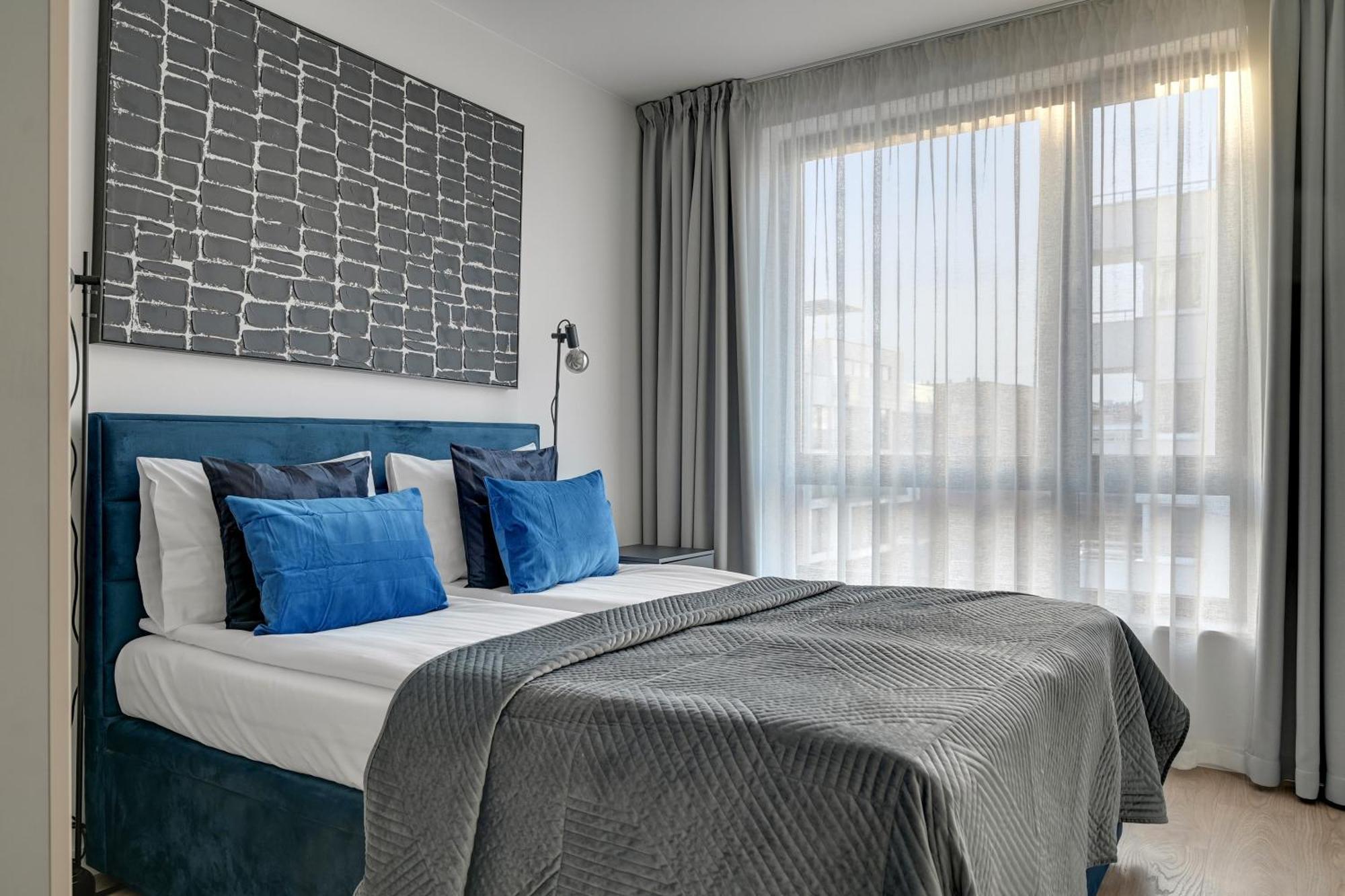 Scala 60K City Center Apartments With Parking By Lion Apartments غدانسك المظهر الخارجي الصورة