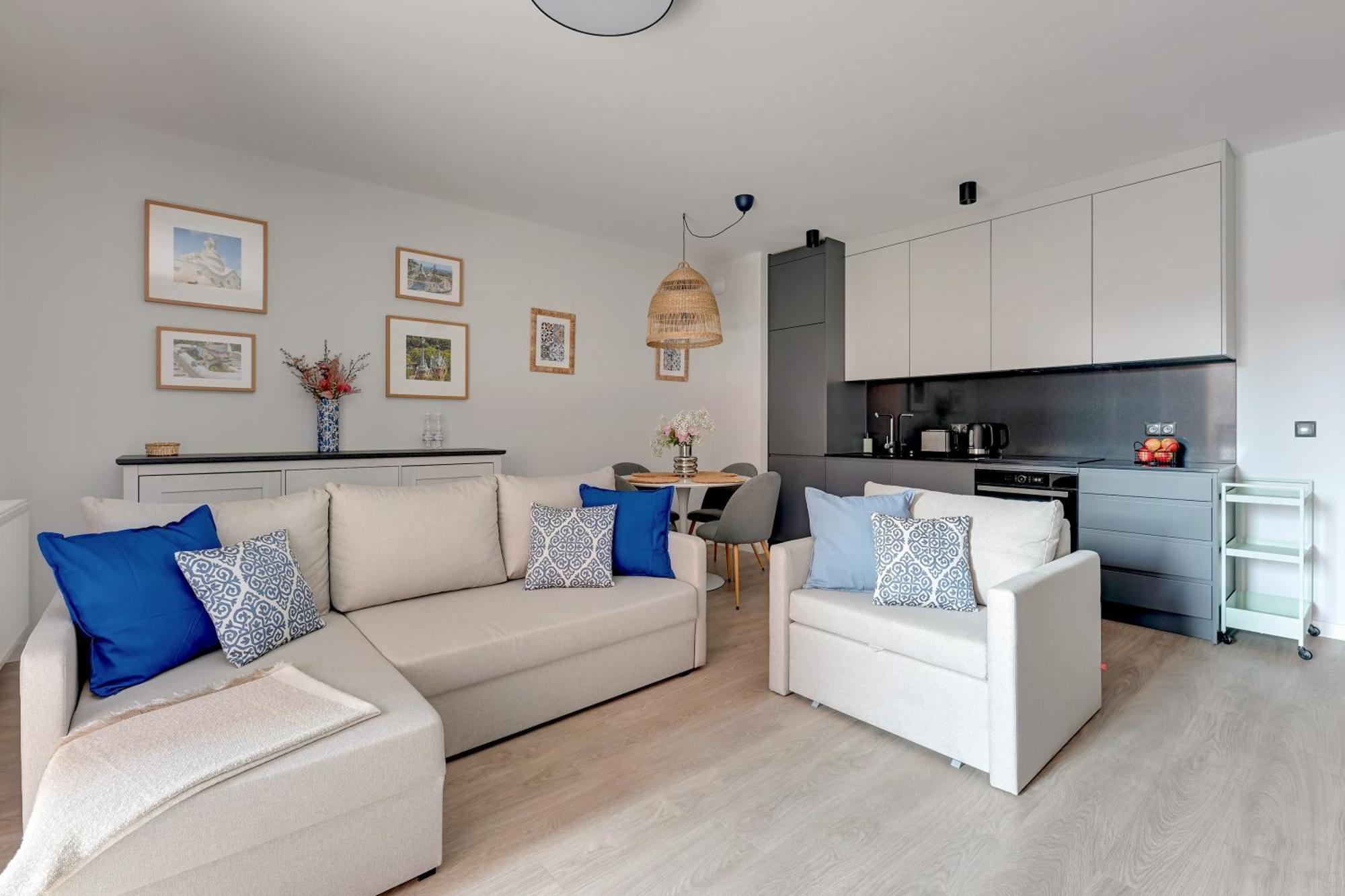 Scala 60K City Center Apartments With Parking By Lion Apartments غدانسك المظهر الخارجي الصورة