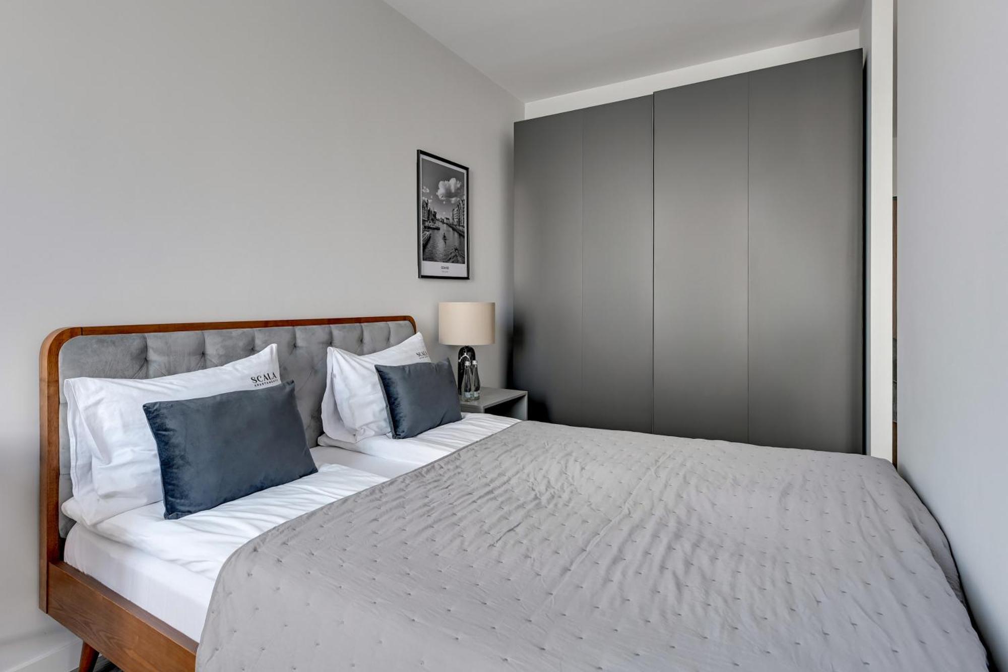 Scala 60K City Center Apartments With Parking By Lion Apartments غدانسك المظهر الخارجي الصورة