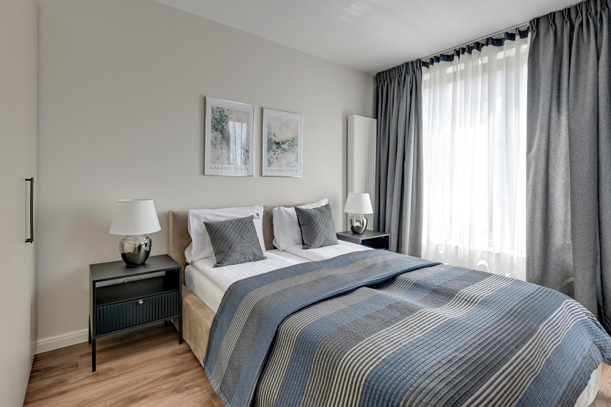 Scala 60K City Center Apartments With Parking By Lion Apartments غدانسك المظهر الخارجي الصورة