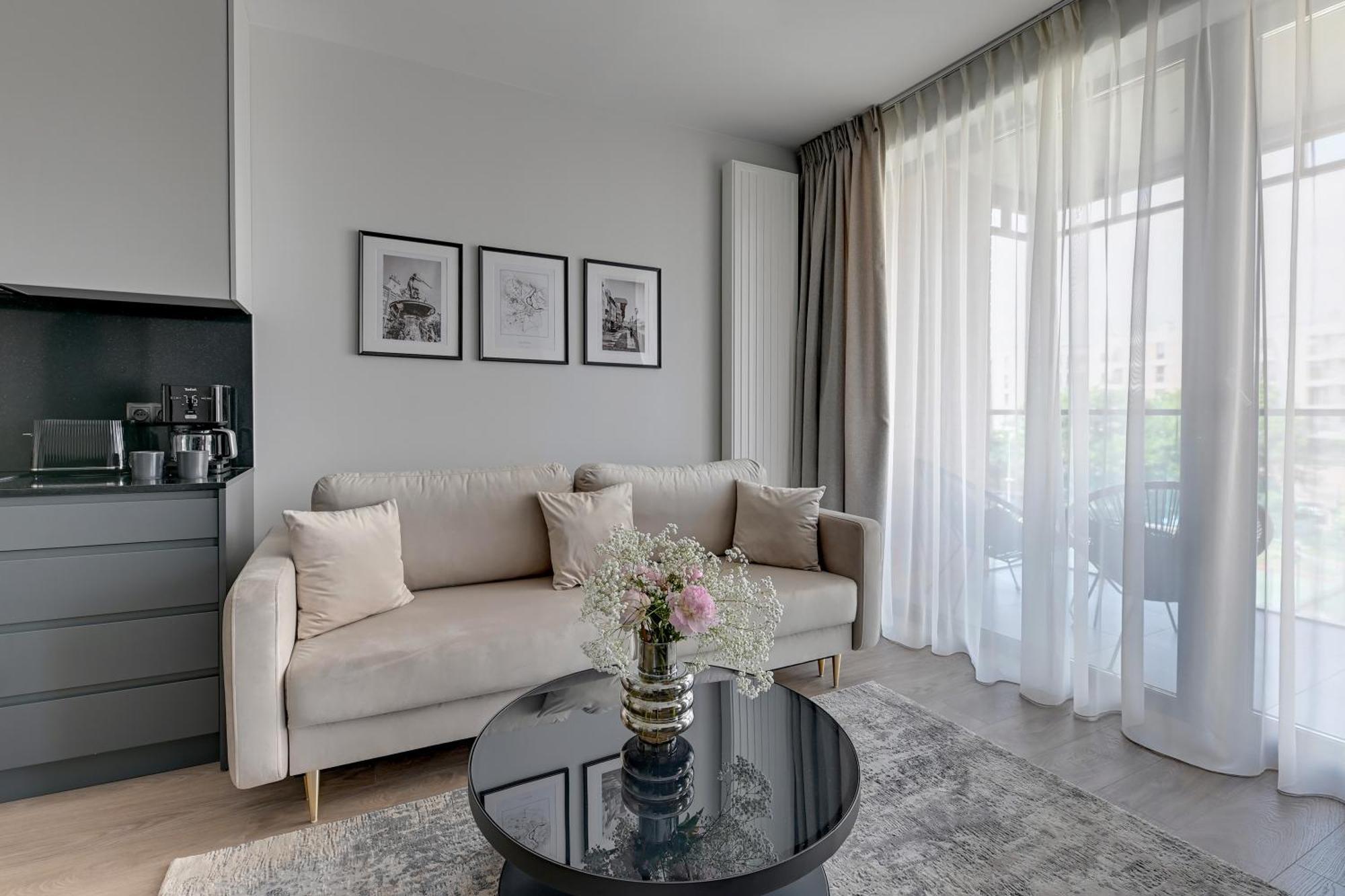 Scala 60K City Center Apartments With Parking By Lion Apartments غدانسك المظهر الخارجي الصورة