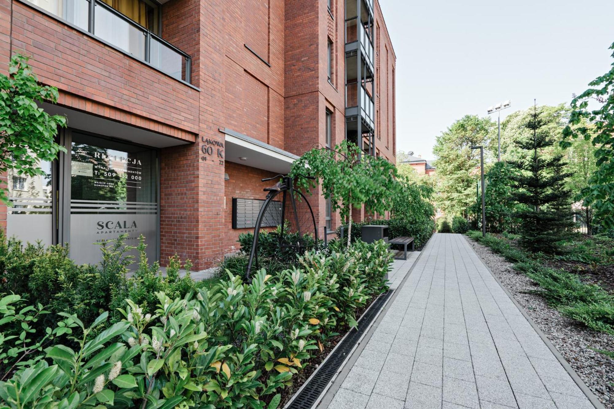 Scala 60K City Center Apartments With Parking By Lion Apartments غدانسك المظهر الخارجي الصورة